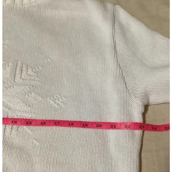 Vintage Ivory Turtleneck Pullover Sweater With Snowflake Knit Design Size M - Picture 9 of 10